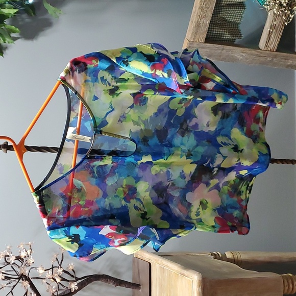 Tops - Chenault top NWT